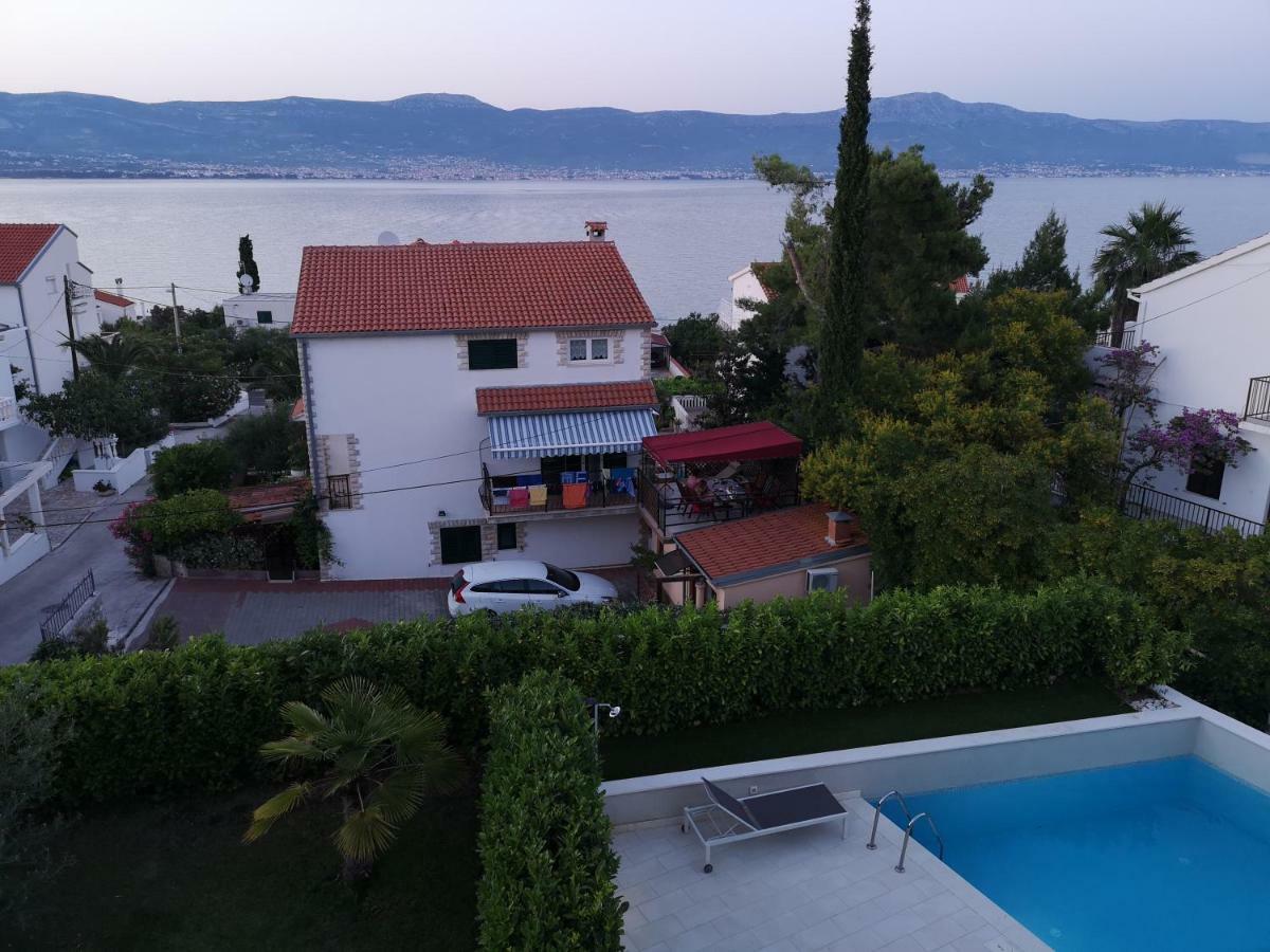 Bago * Trogir